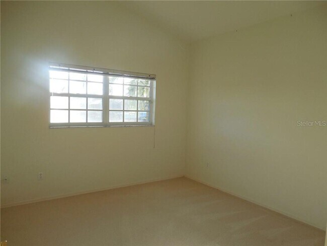 Building Photo - Annual Rental - Waterfront Home in Burnt Store Isles - Punta Gorda
