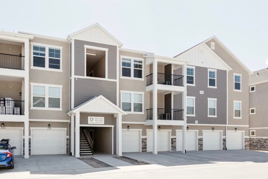 Building Photo - 3795 W 2280 N