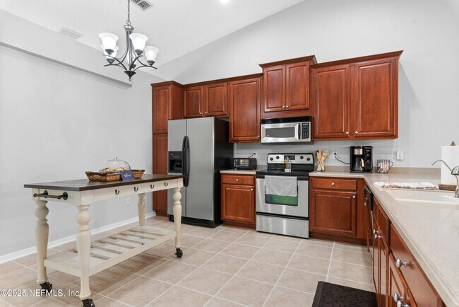 Building Photo - 2650 Kermit Ct