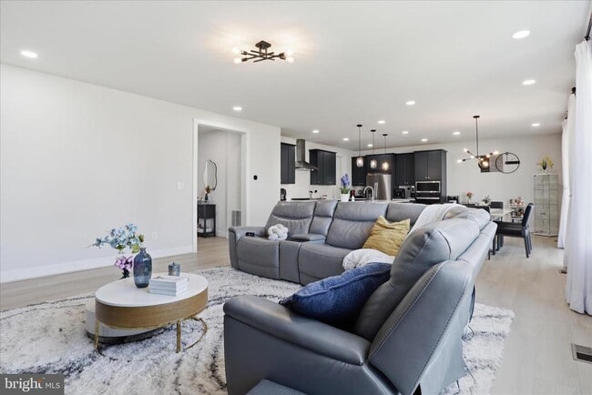 Building Photo - 22773 Orch Grv Dr