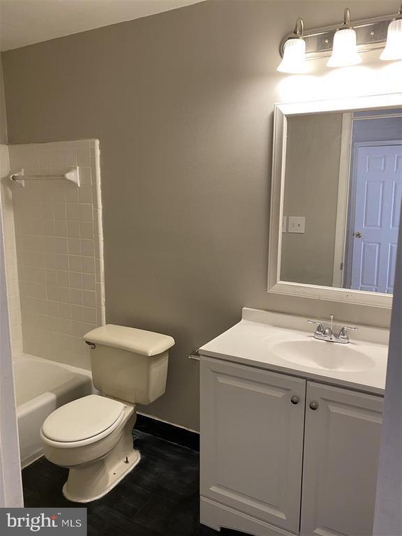 Building Photo - 7916 Casa Grande Pl