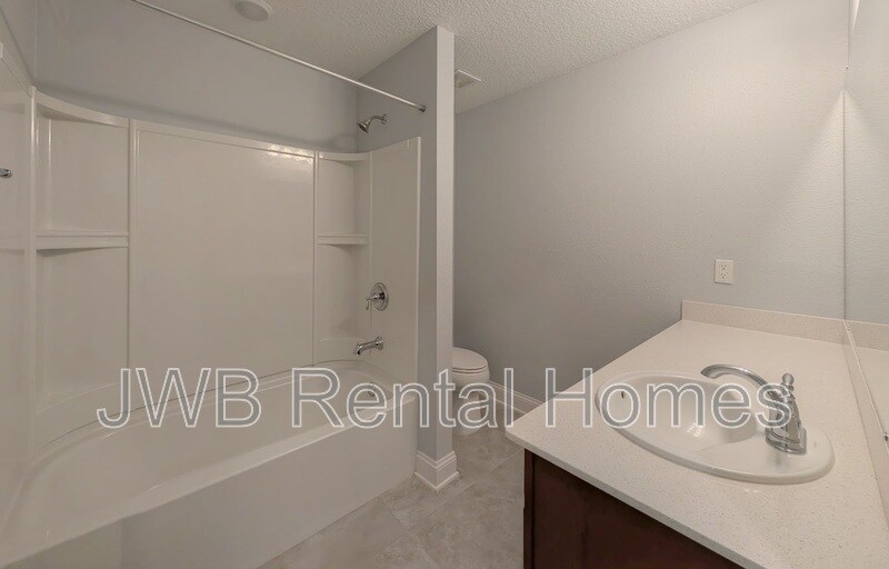 Building Photo - 13797 Holsinger Blvd