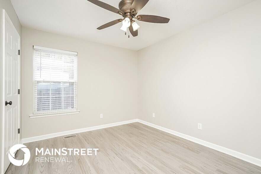 Building Photo - 228 Woodmaker Ct