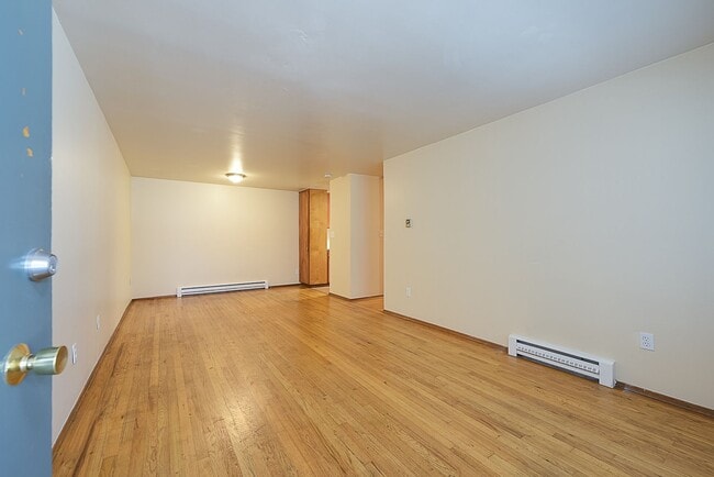 Interior Photo - The Shuksan Apartments – Classic Brick Cha...