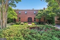 Building Photo - 3233 Ellicott St NW