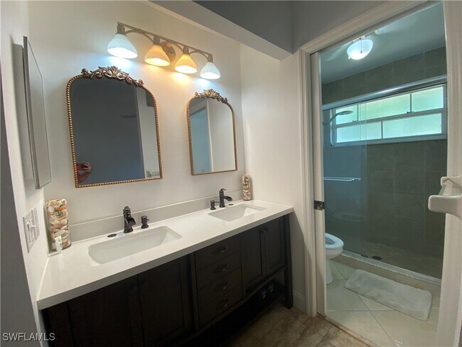 Building Photo - 14805 Crooked Pond Ct