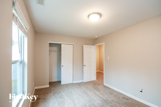Building Photo - 3312 Aldwych Way