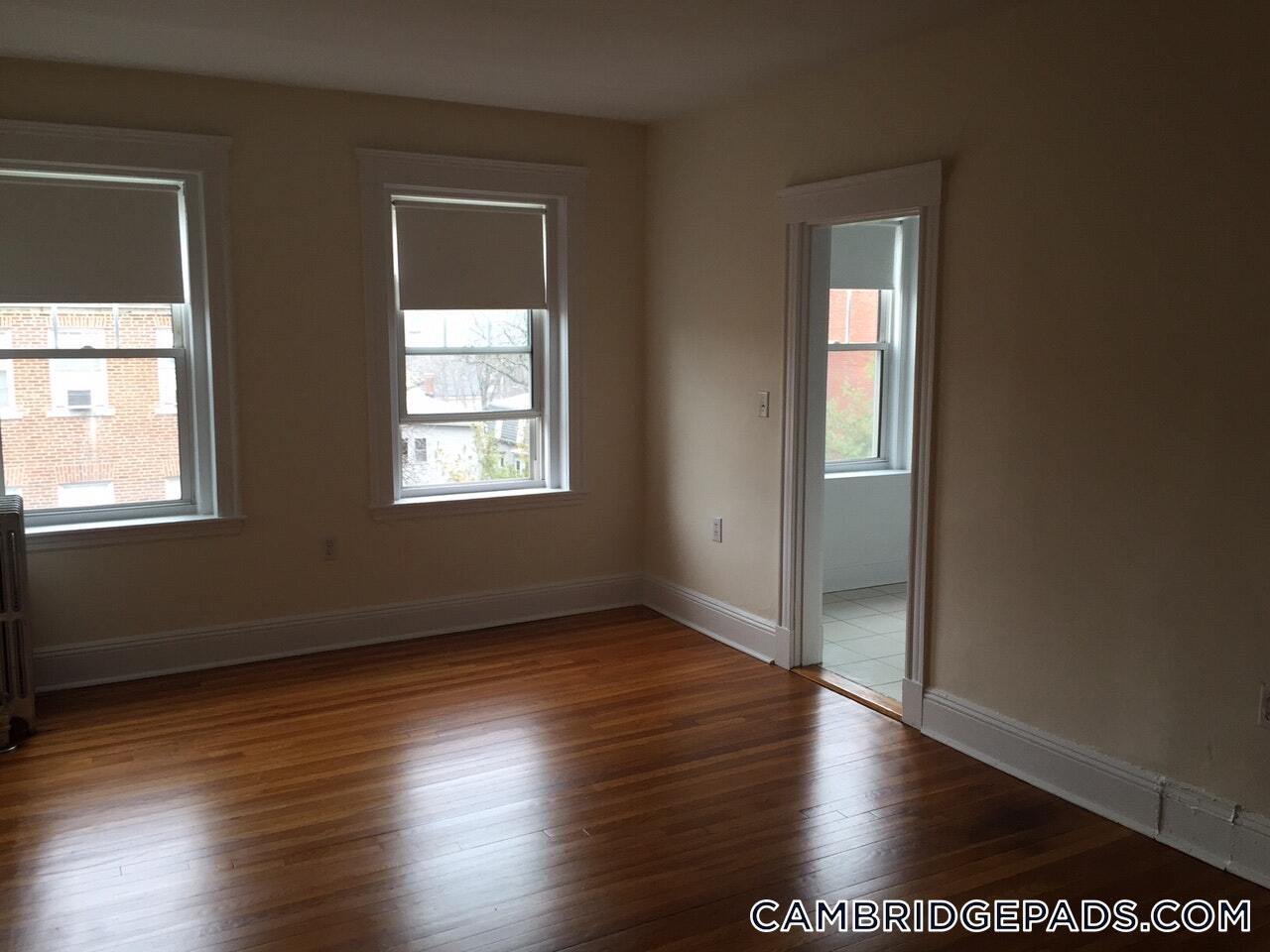 Building Photo - 18 Chauncy St