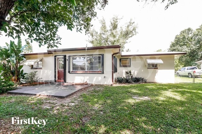 Building Photo - 2161 Tropic Ave