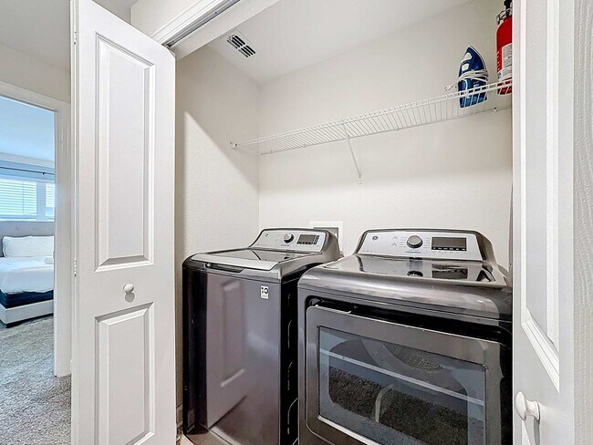 Building Photo - 1248 Challenge Dr