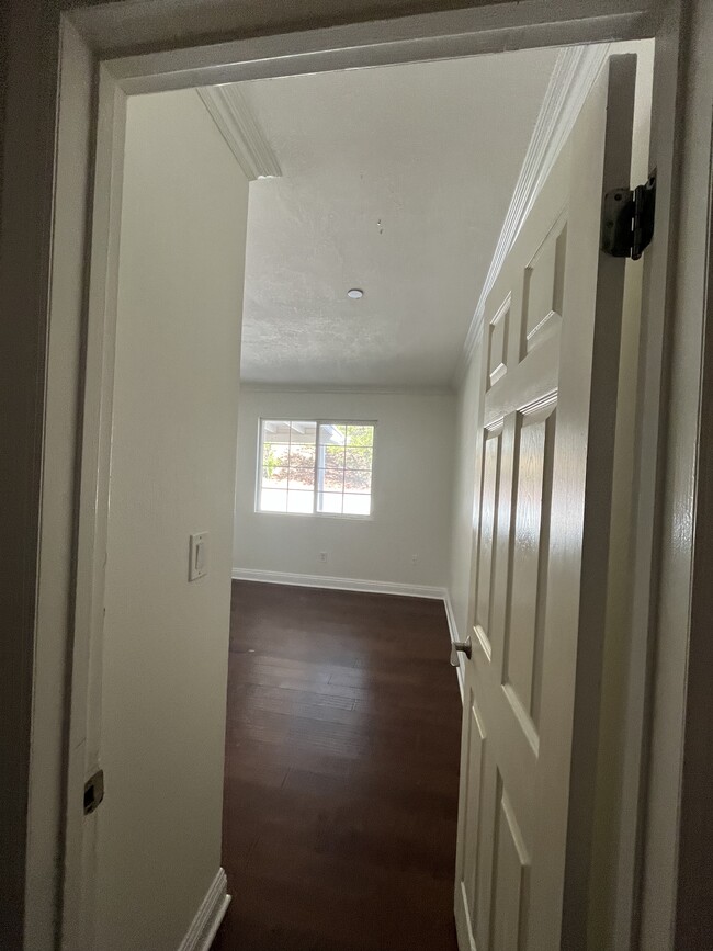 Building Photo - 12727 Shenley St