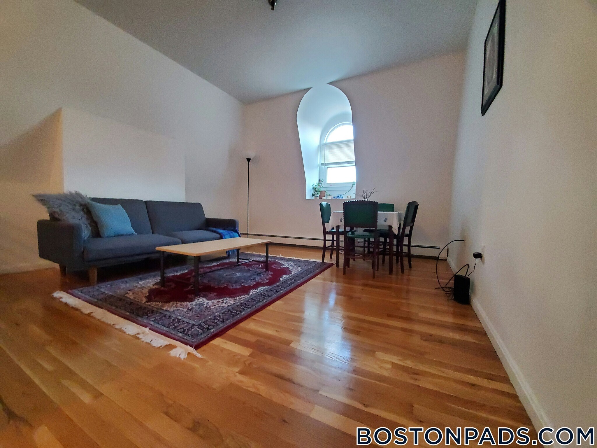 Building Photo - 168 Northampton St