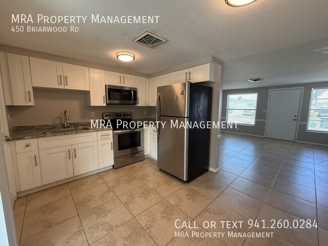 Building Photo - 450 Briarwood Rd