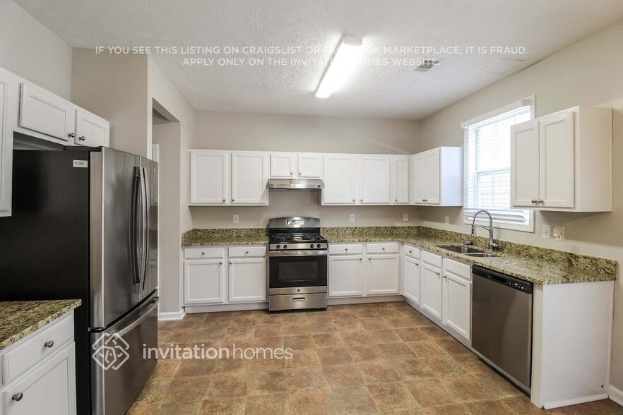 Building Photo - 4440 Plantation Mill Tr NE