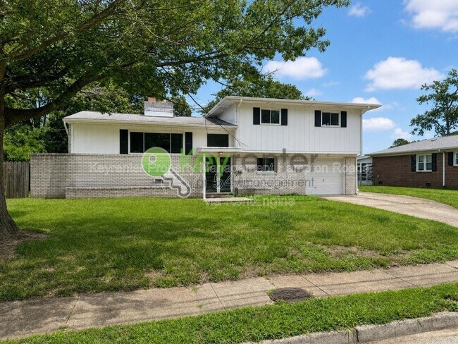 Building Photo - 608 Charlton Dr