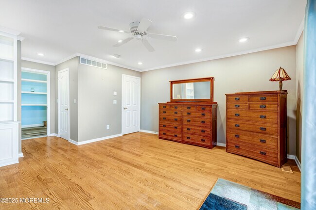 Building Photo - 85 E Water St