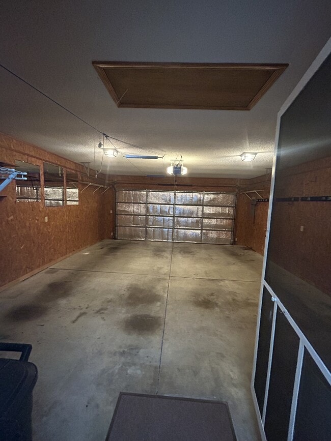 Building Photo - 140 Havenridge Cir