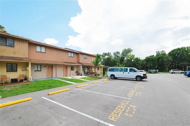 Building Photo - 4008 Pine Limb Ct