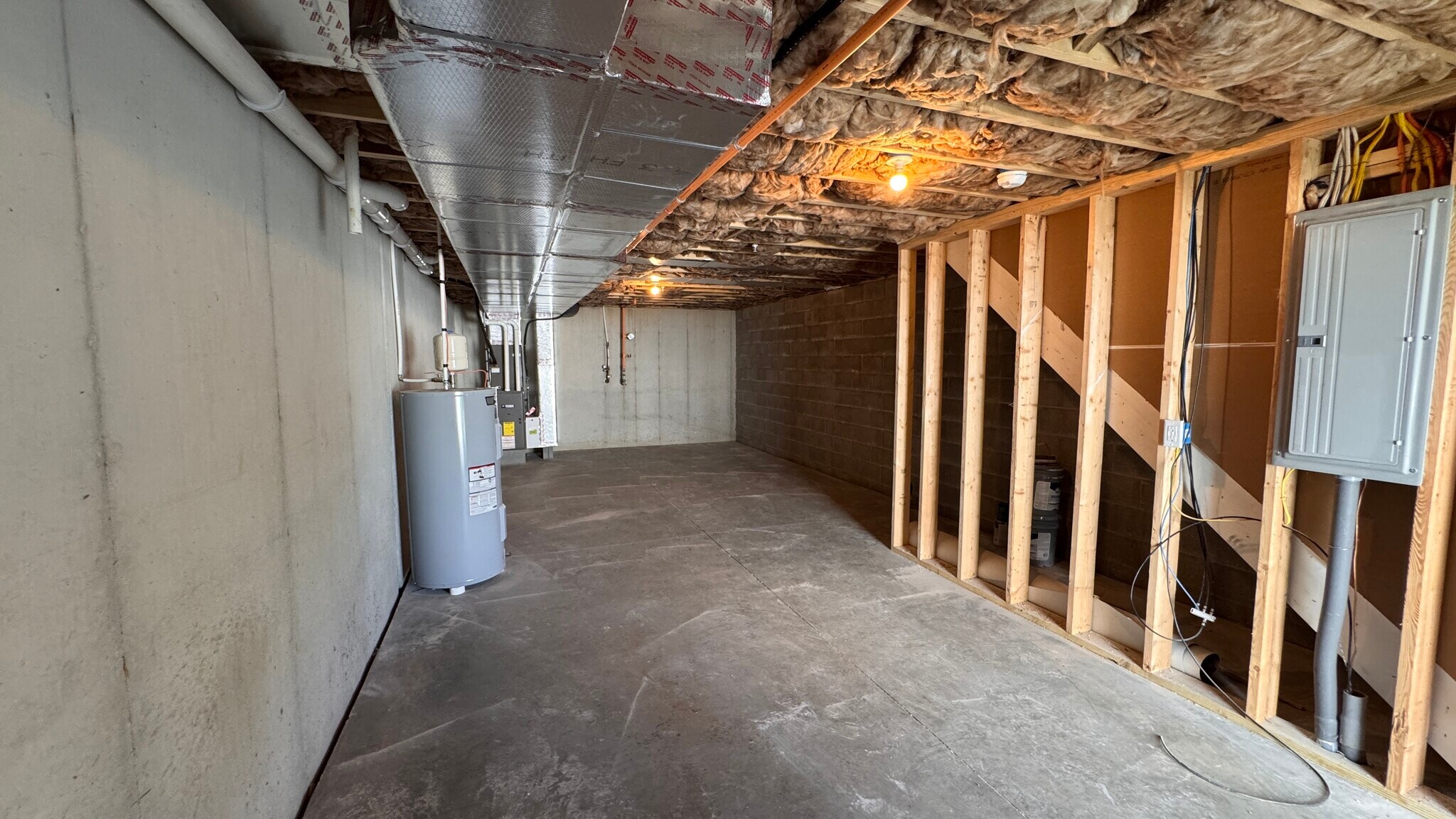 Building Photo - 19 Burk Ct