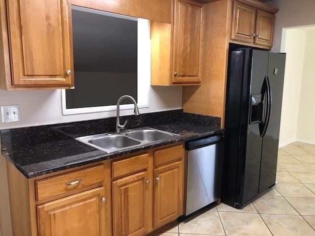 Building Photo - 708 Littledale Rd