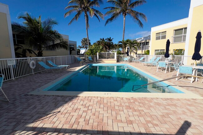 Building Photo - 3541 NE Ocean Blvd