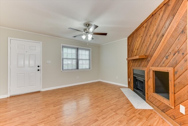 Building Photo - 208 W Buena Vista Ave