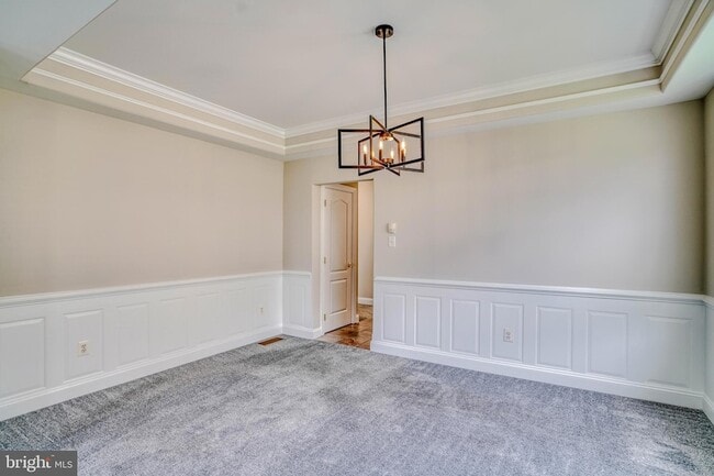 Building Photo - 9902 Player Dr