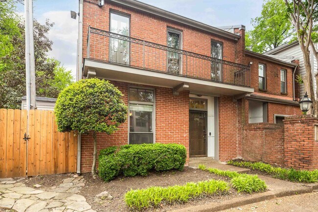 Building Photo - 1707 Belvedere Ct