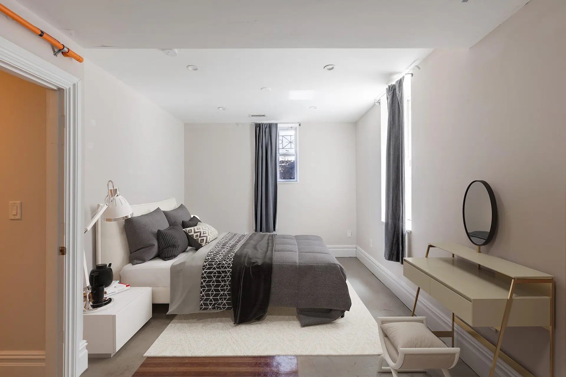 Building Photo - 89 Cedar St