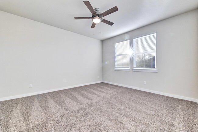 Building Photo - 311 Ravens Crst Dr