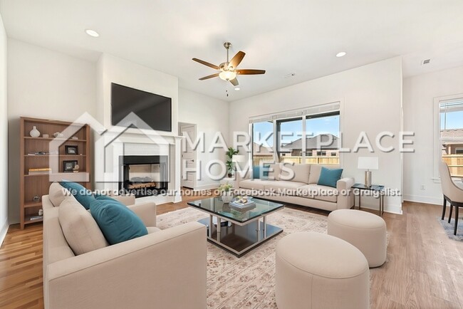 Building Photo - 561 N Goose Xing