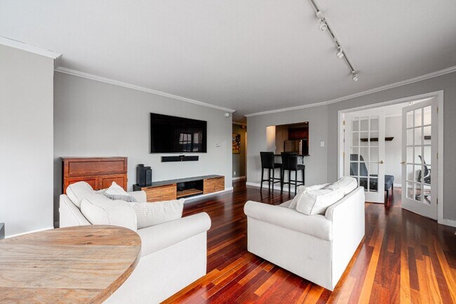 Building Photo - The Dorchester