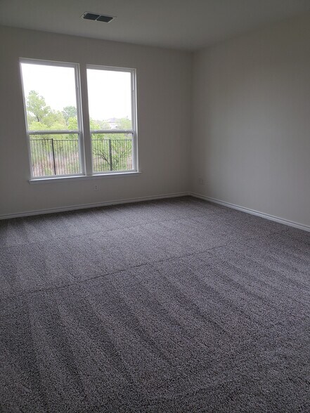 Building Photo - 9008 Bison Creek Dr