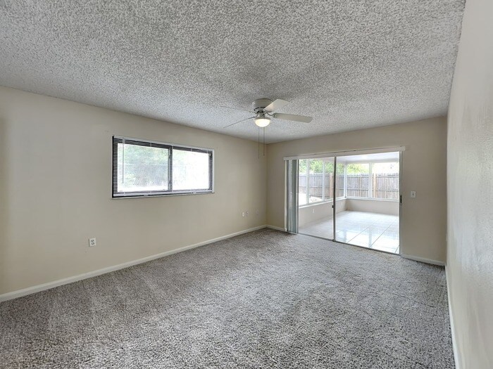 Building Photo - 7527 Atherton Ave