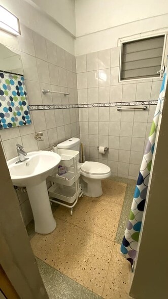 Building Photo - 445 W Mangrum Dr