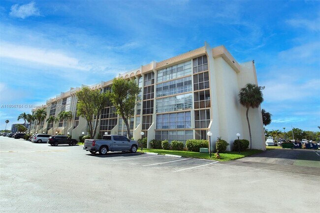 Building Photo - 601 Three Islands Boulevard