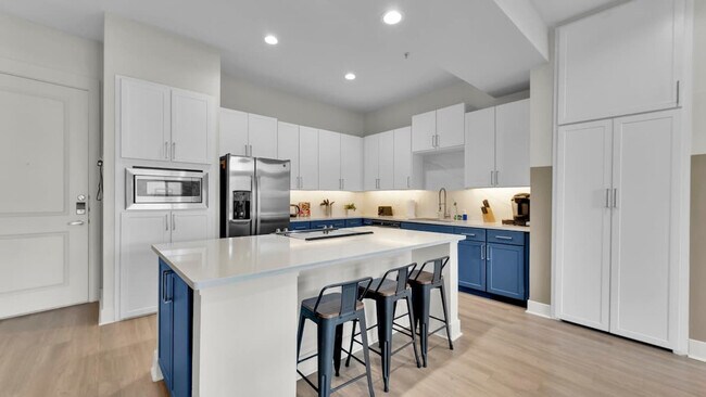 Building Photo - 2901 Indiana St