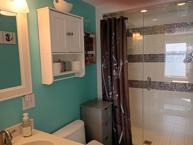 Building Photo - 39 Harbor St