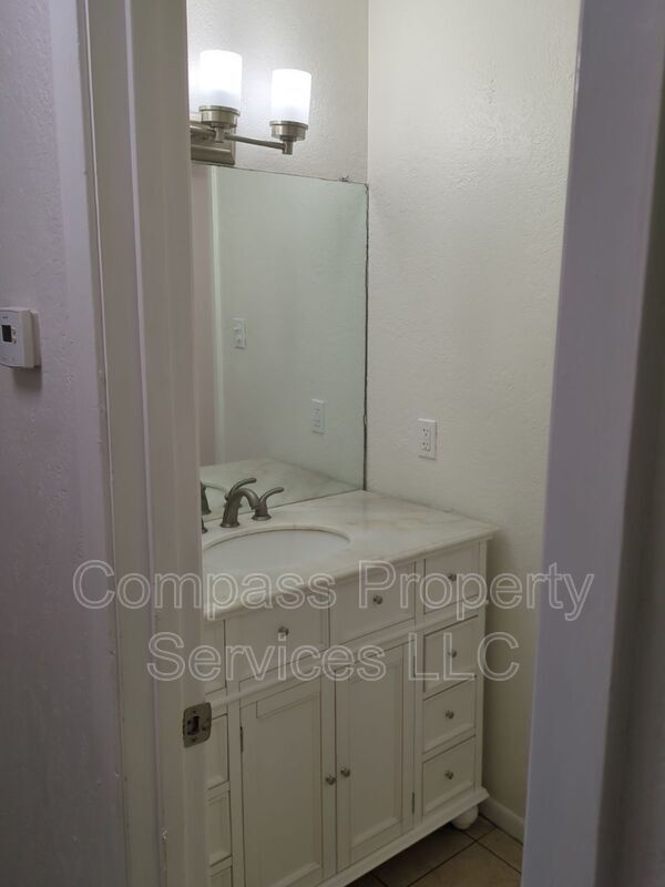 Building Photo - 3019 McFerrin Ave