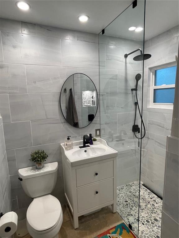 Building Photo - 5020 Brywill Cir