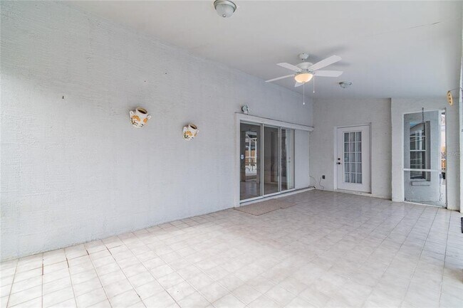Building Photo - 3034 Ellington Way