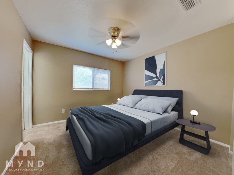 Building Photo - 11793 W Dahlia Dr