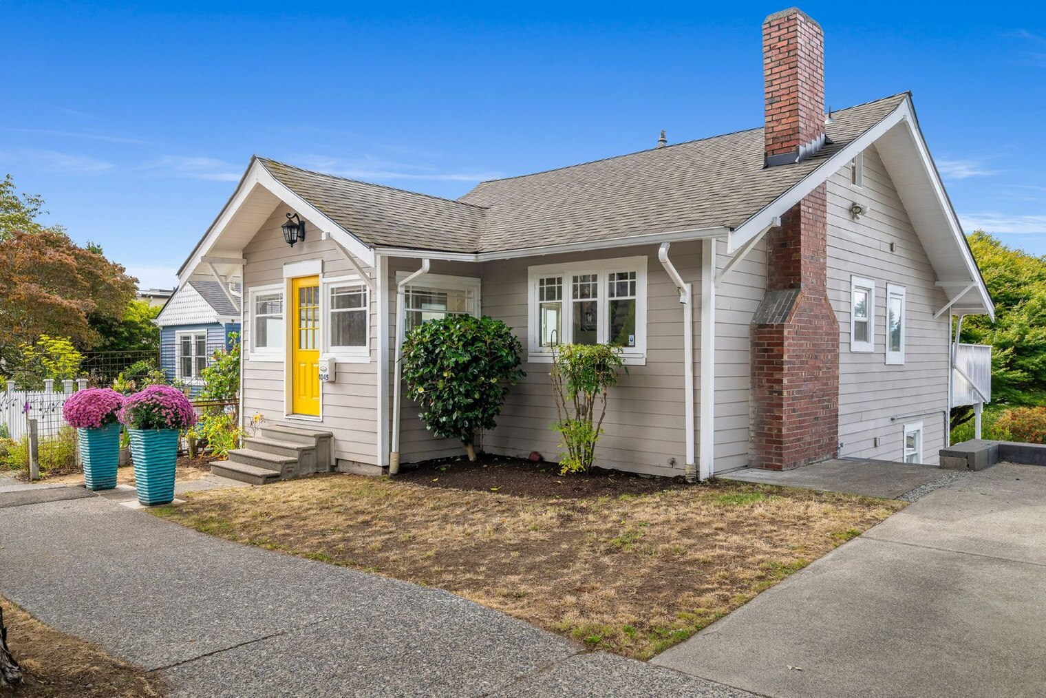 Building Photo - 4045 45th Ave SW