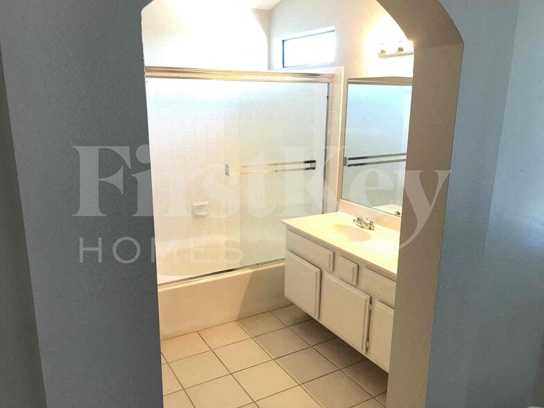 Building Photo - 7011 Encore Way