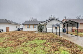 Building Photo - 4508 NW 34th St