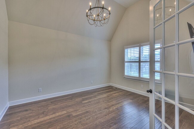 Building Photo - 9141 Holstein Dr