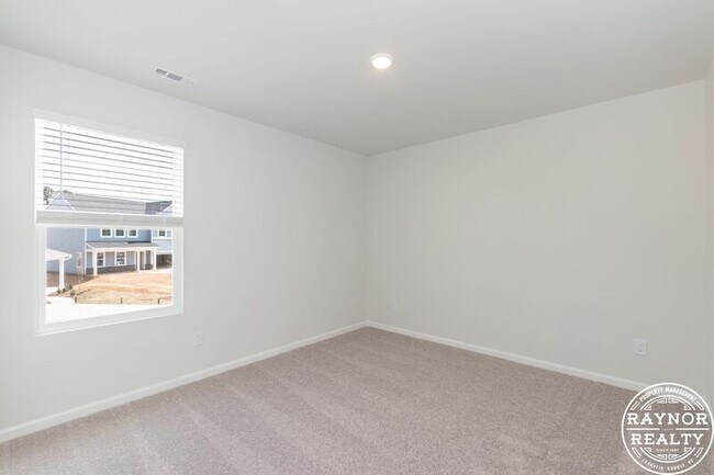 Building Photo - 44 Plantation Dr