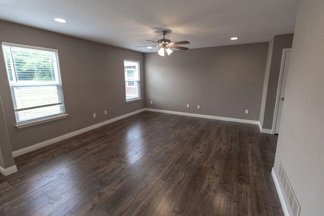 Building Photo - 2807 Amberwood court