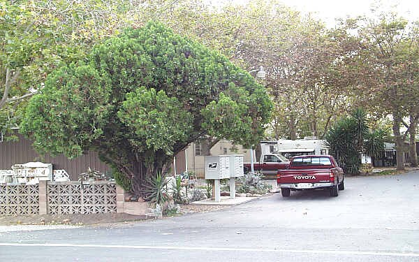 Primary Photo - B&G Mobile Home Park & RV Storage