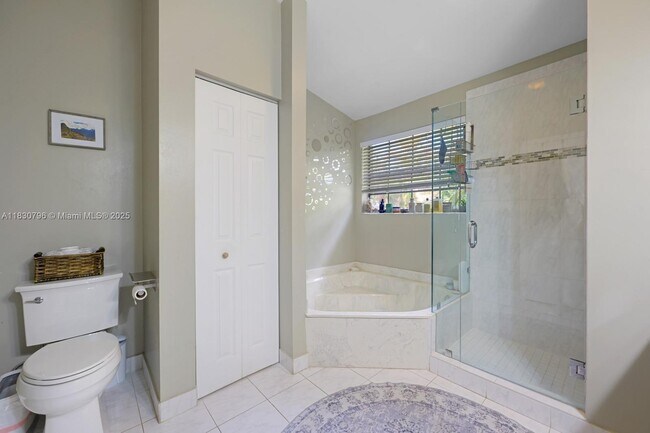 Building Photo - 3501 Magellan Cir